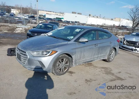 2017 Hyundai Elantra Se z USA, uszkodzony, nr VIN 5NPD84LF2HH099548